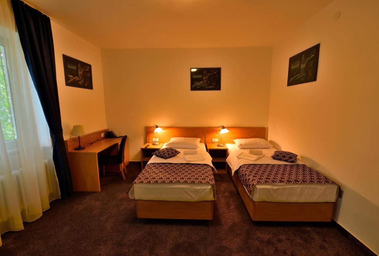 Orient Hotel Ναμπλούς Εξωτερικό φωτογραφία